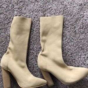 Nude knitted ankle boots Yeezy tan 8